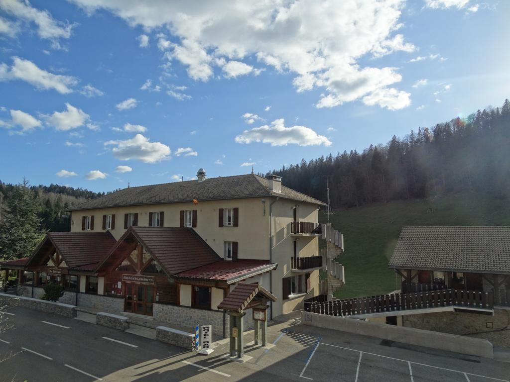 Hotel Du Col De La Machine Saint-Jean-en-Royans Exterior photo