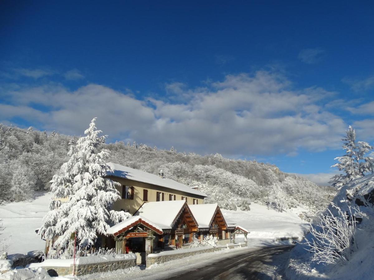 Hotel Du Col De La Machine Saint-Jean-en-Royans Exterior photo